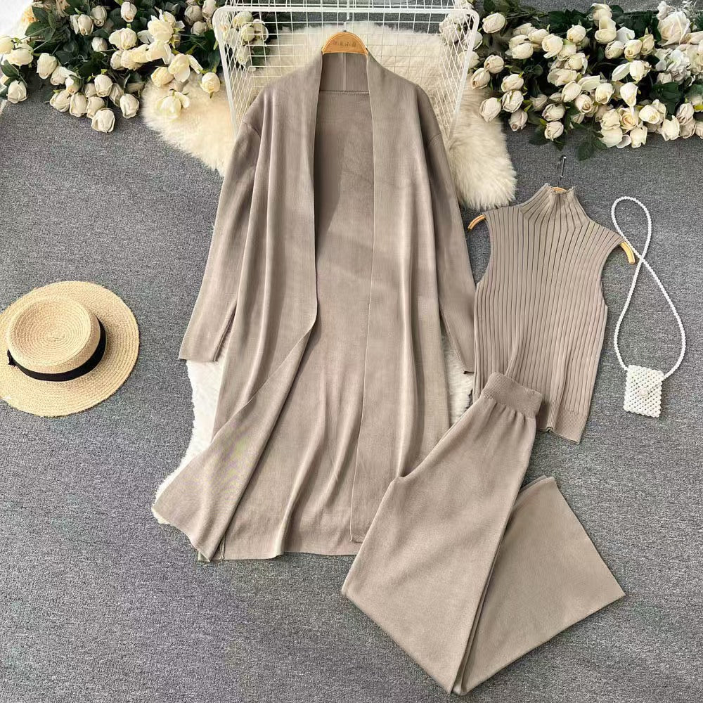 Women's Western Style Solid Color Inverness Collar Bottoming Wide Leg Trousers Sweaters