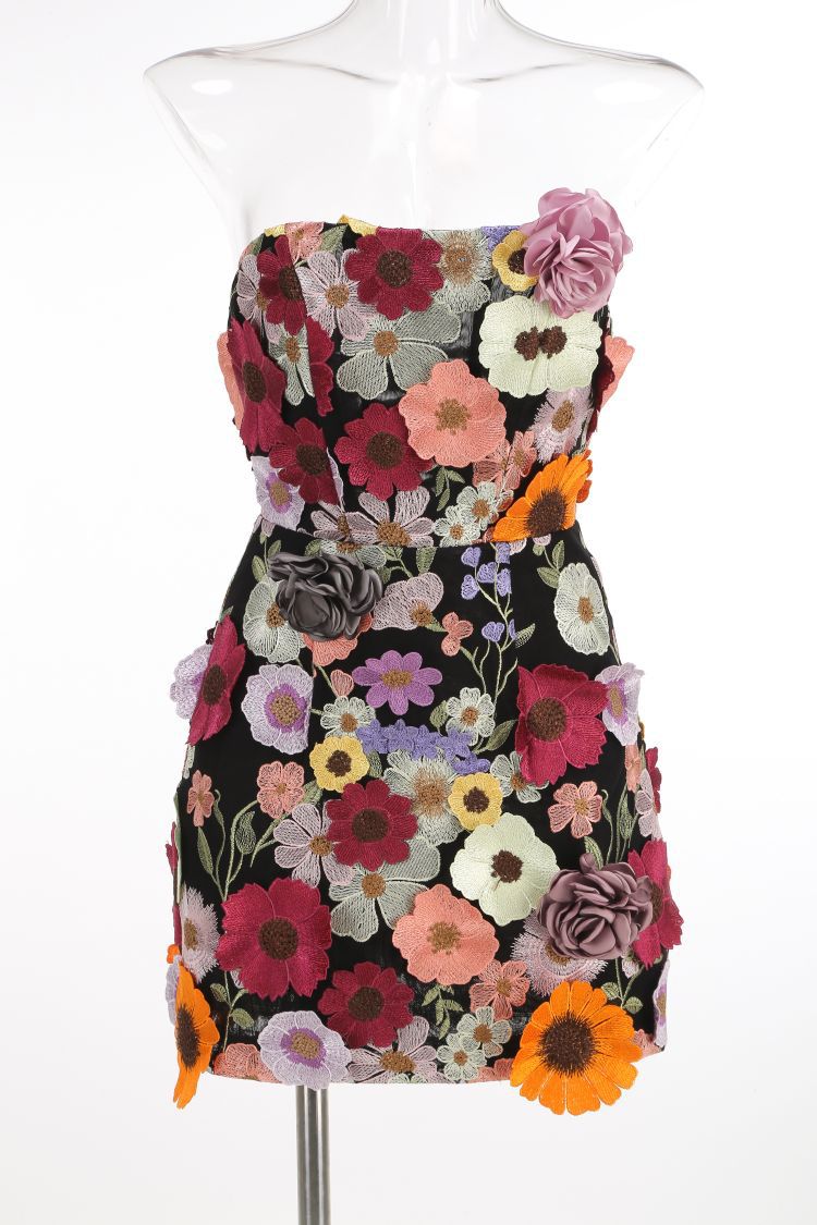 Women's Slim Tube Dress Flower Decoration A- Dresses