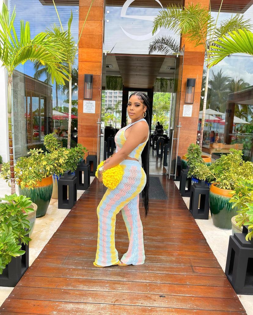 Women's Classy Versatile Sleeveless Knitted Bell-bottom Sweaters