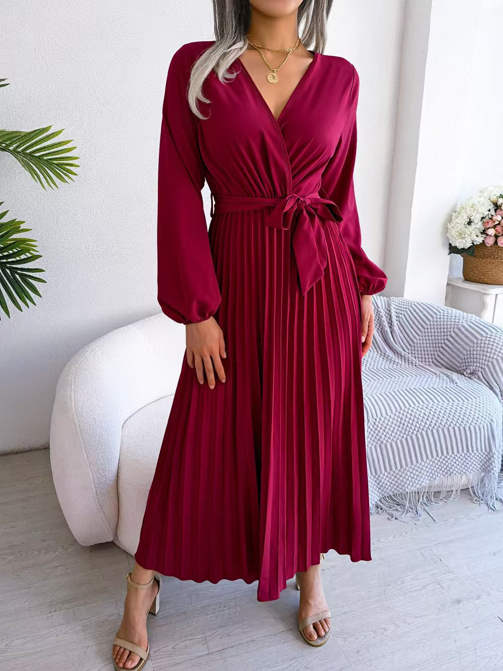 Women's Autumn Elegant Graceful Cross Collar Large Hem Dresses