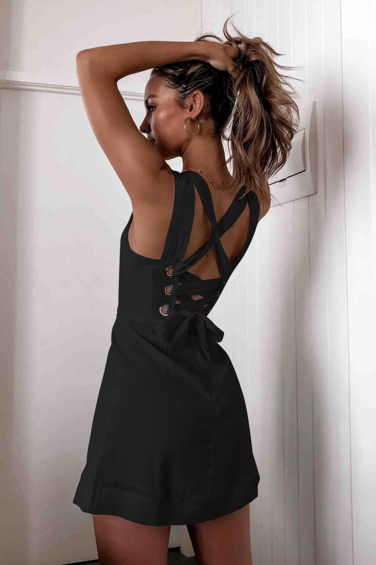 Lace Hollowed Fashion Flash Highlight Knitted Fabric Dress