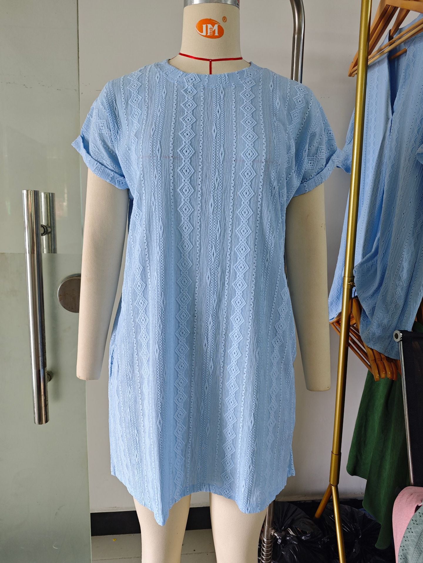 Solid Color Round Neck Loose Sleeve Shorts