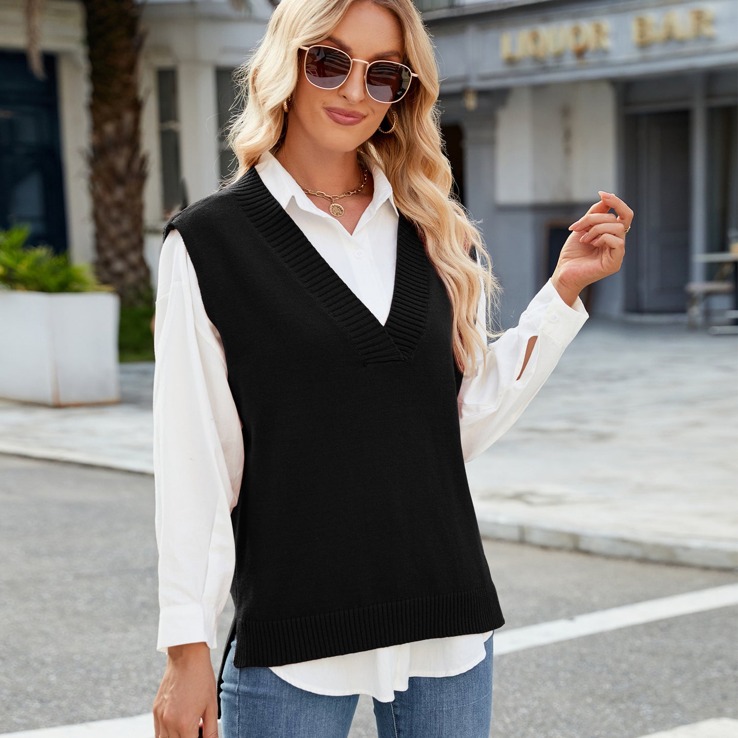 Beautiful Graceful Women's Slim Sleeveless Waistcoat Sweater