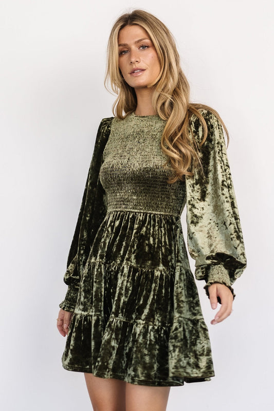 Women's Veet Dress Long Sleeve Ruffled Round Dresses