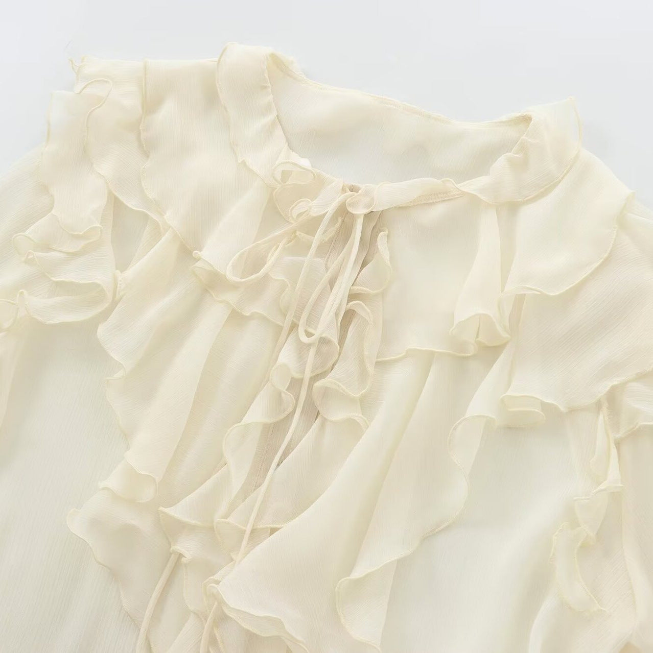 Women's Autumn Fashion Bowknot Laminated Decoration Shirt Clothing