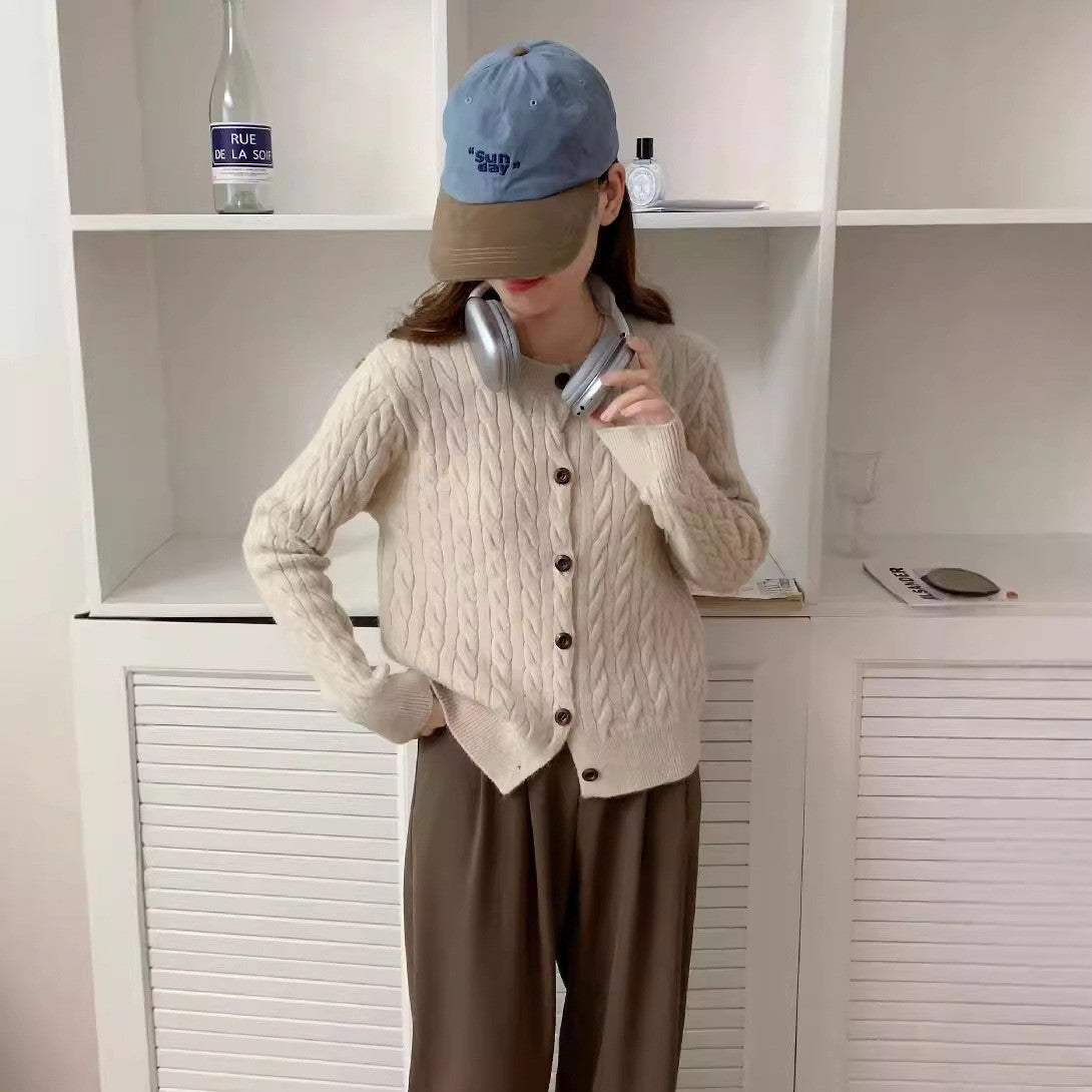 Women's Sweet Art Fresh Twist Knitted Casual Sweater