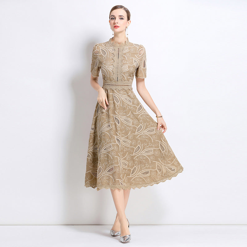 Women's French Retro Hollow Embroidered Waist Trimming Dresses