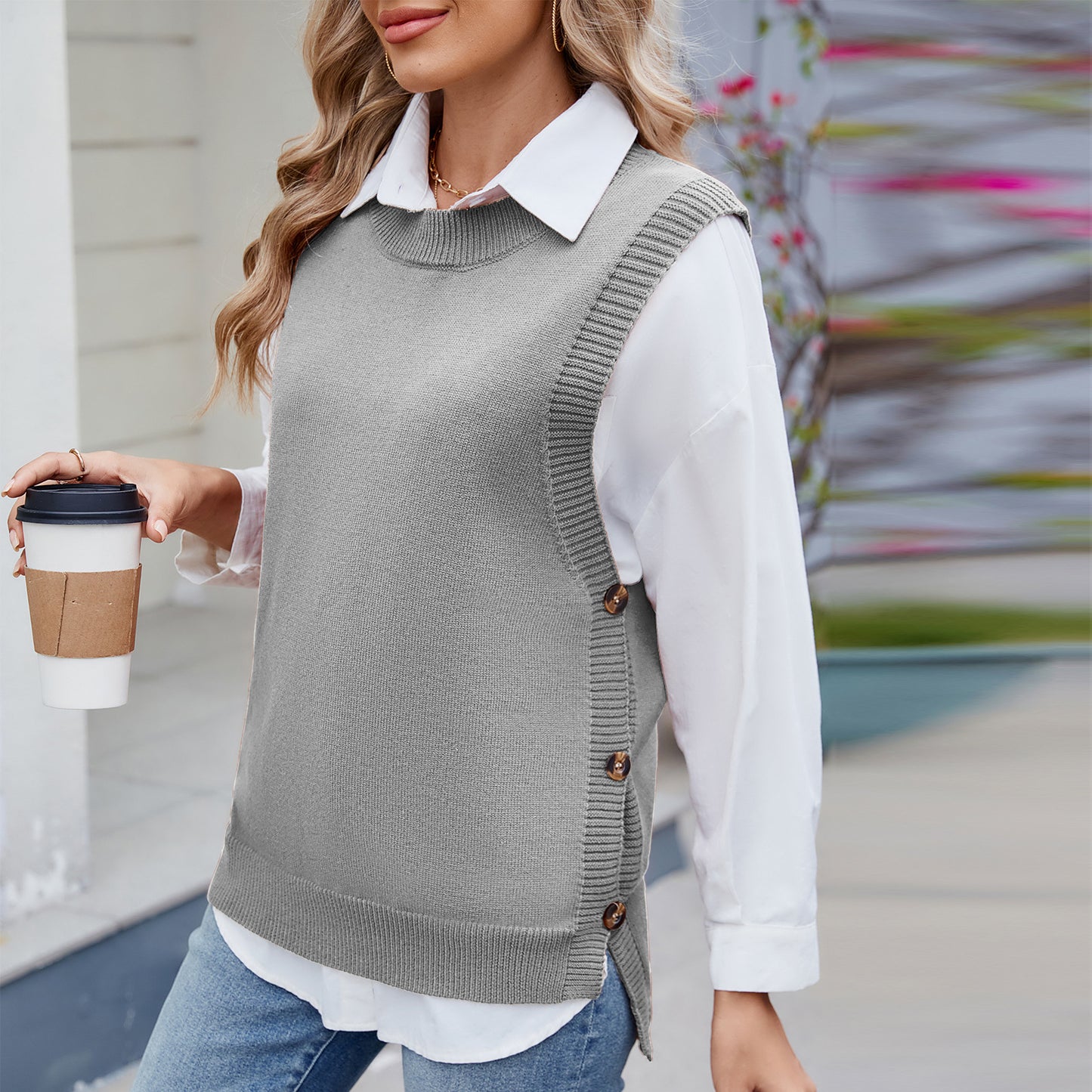Women's Solid Color Buttons Decorative Slit Knit Sweater