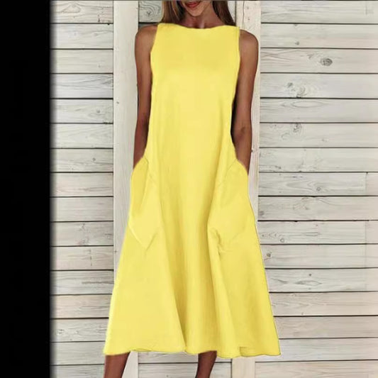 Attractive Round Neck Sleeveless Double Pocket Dress