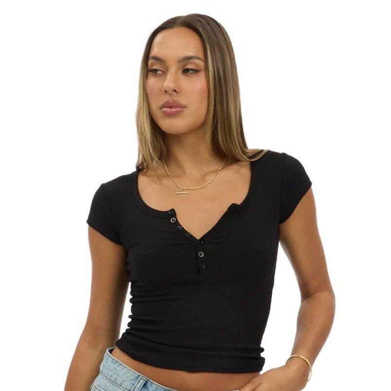 Solid Color Sleeveless Slim Fit Fashion Shorts