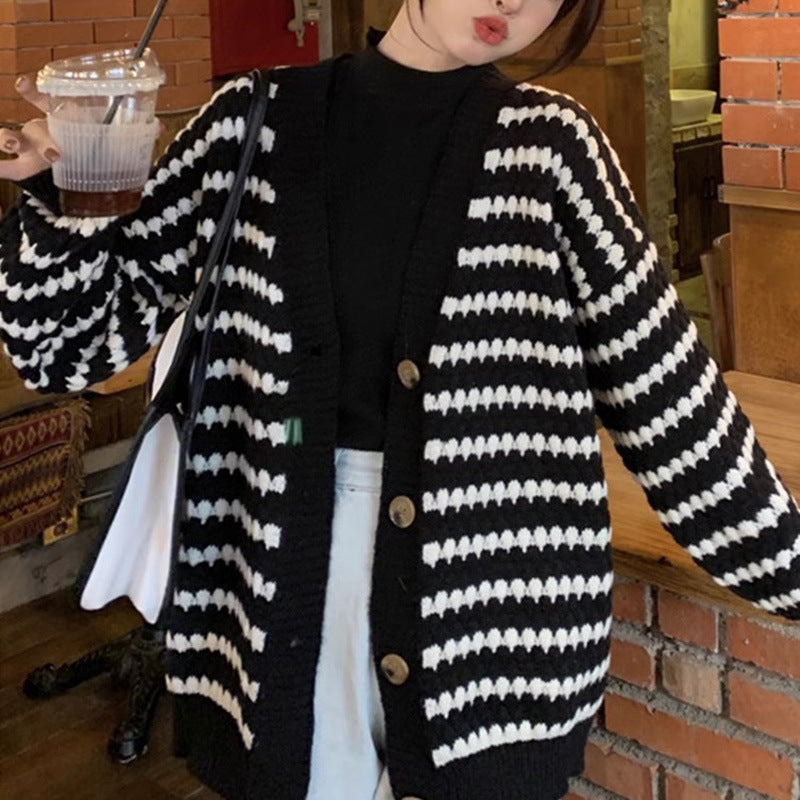 Women's Retro Style Fashionable Lazy Contrast Color Tops