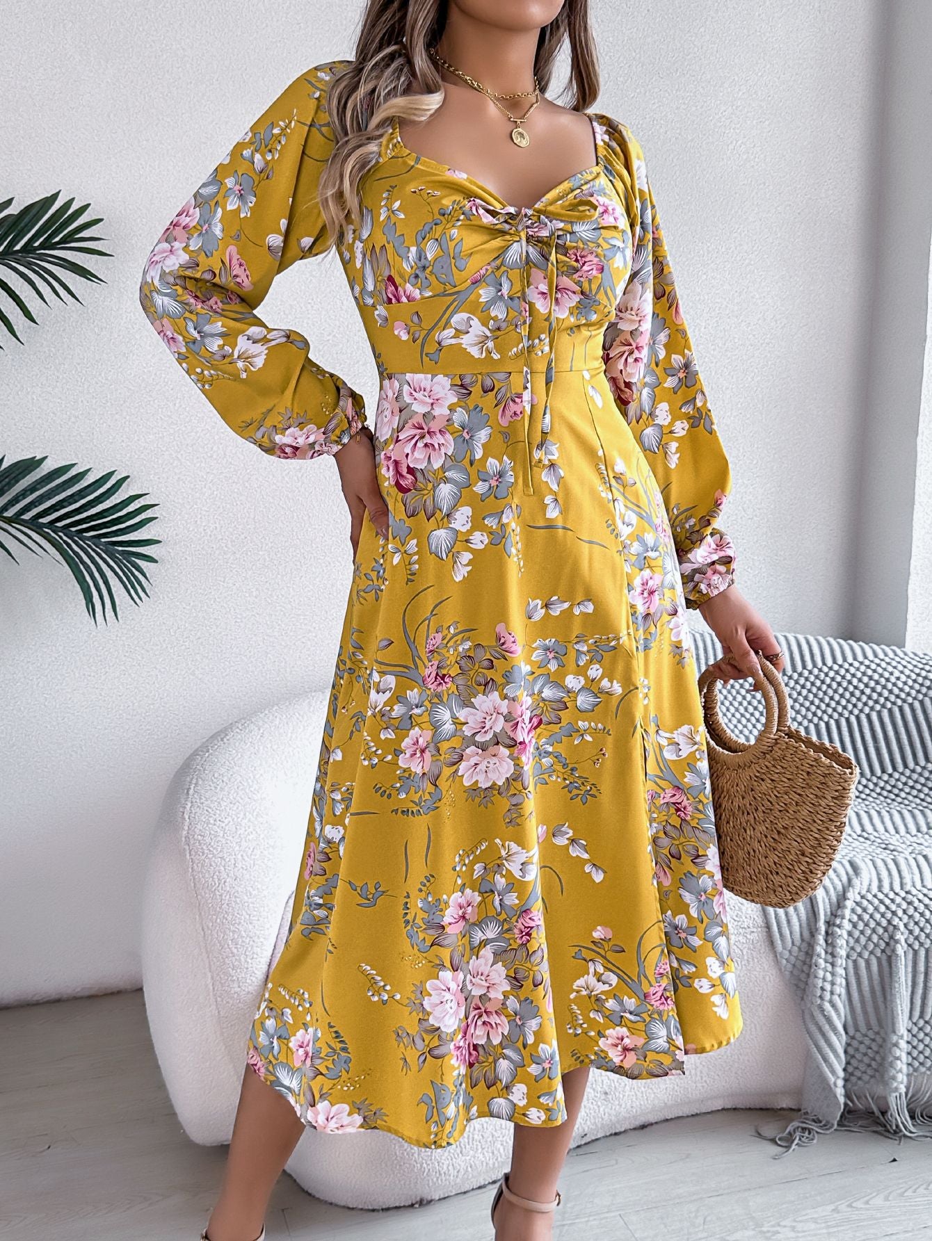 Women's Sexy Lacing Knotted Flower Long Sleeve Dress
