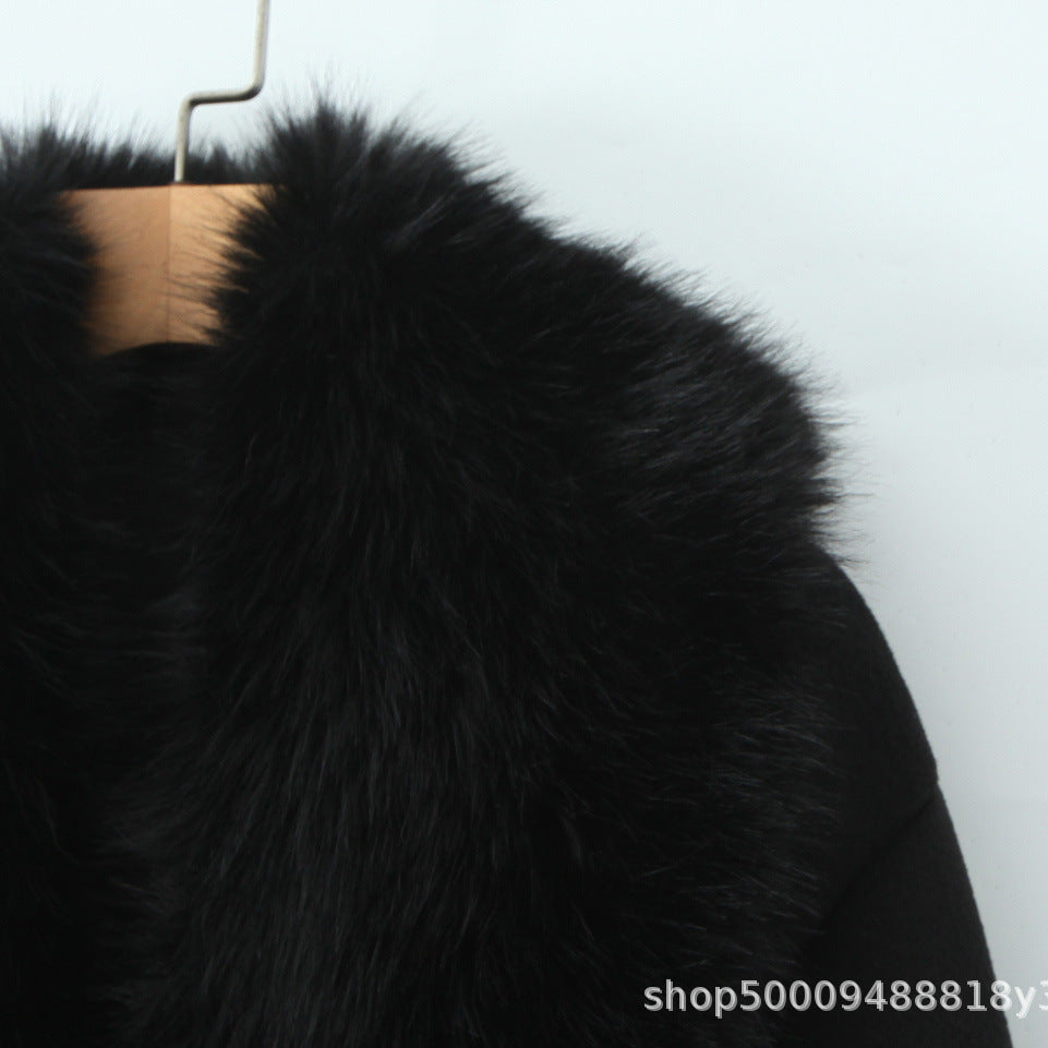 Women's Elegant Black Fashion Big Fur Collar Coats