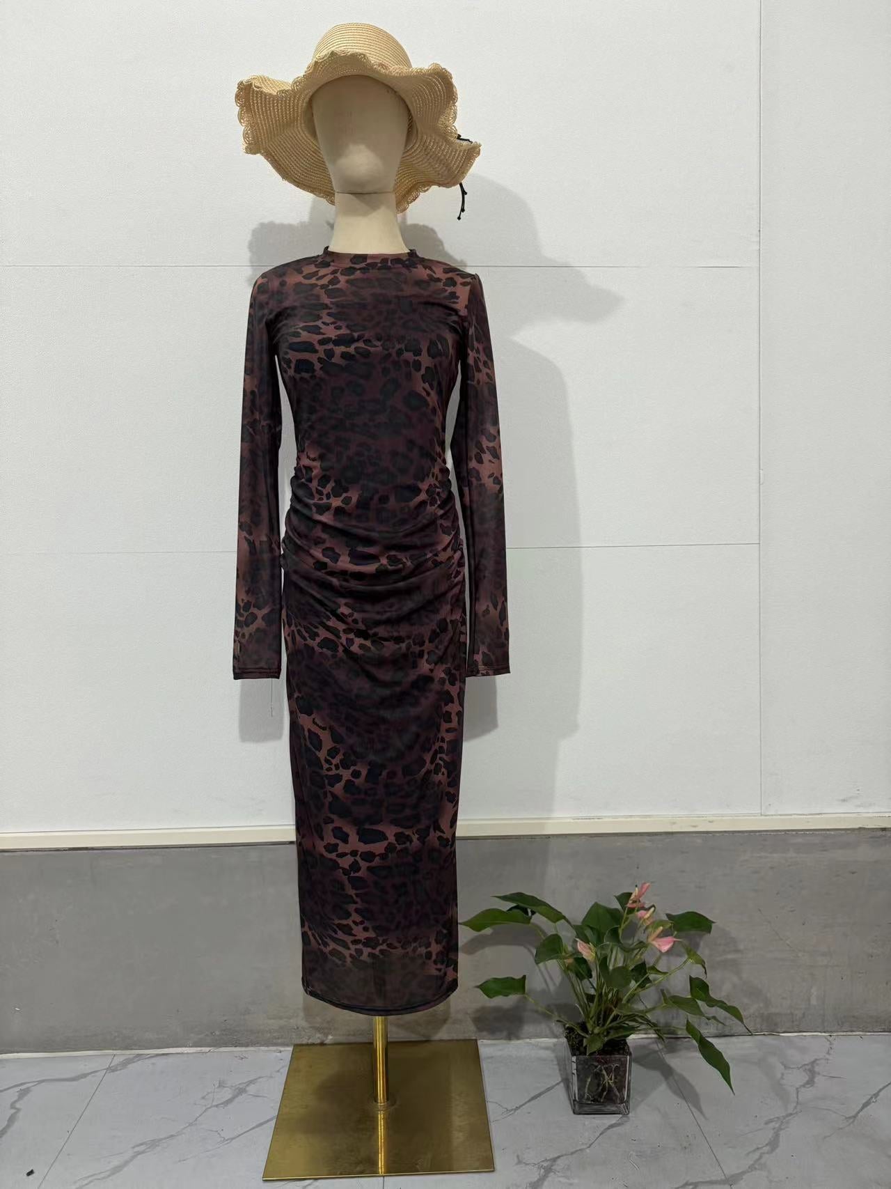 Women's Crew Neck Printed Leopard Print Cinched Dresses