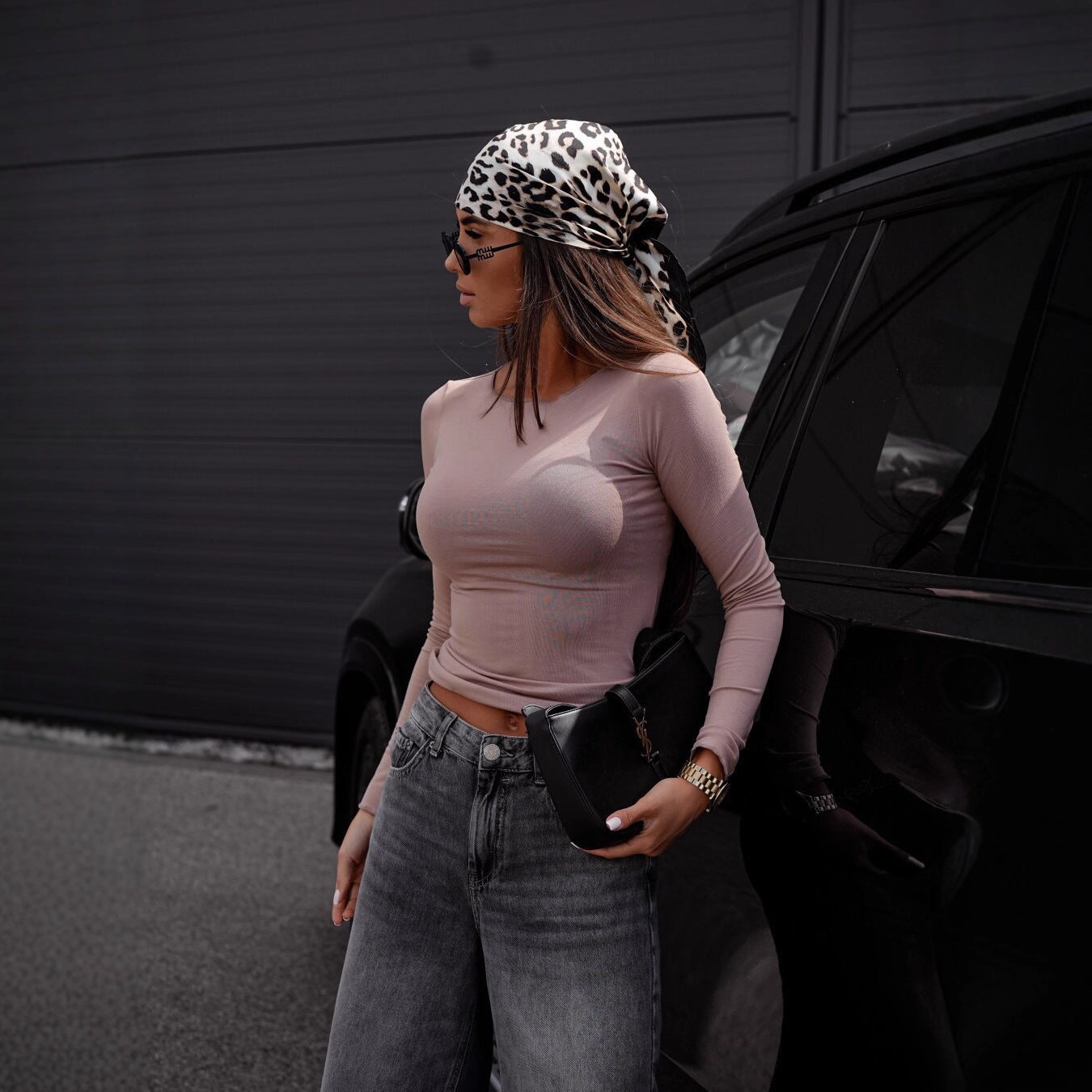 Women's Round Neck Fitted Casual Comfortable Basic Style Women's Sweater