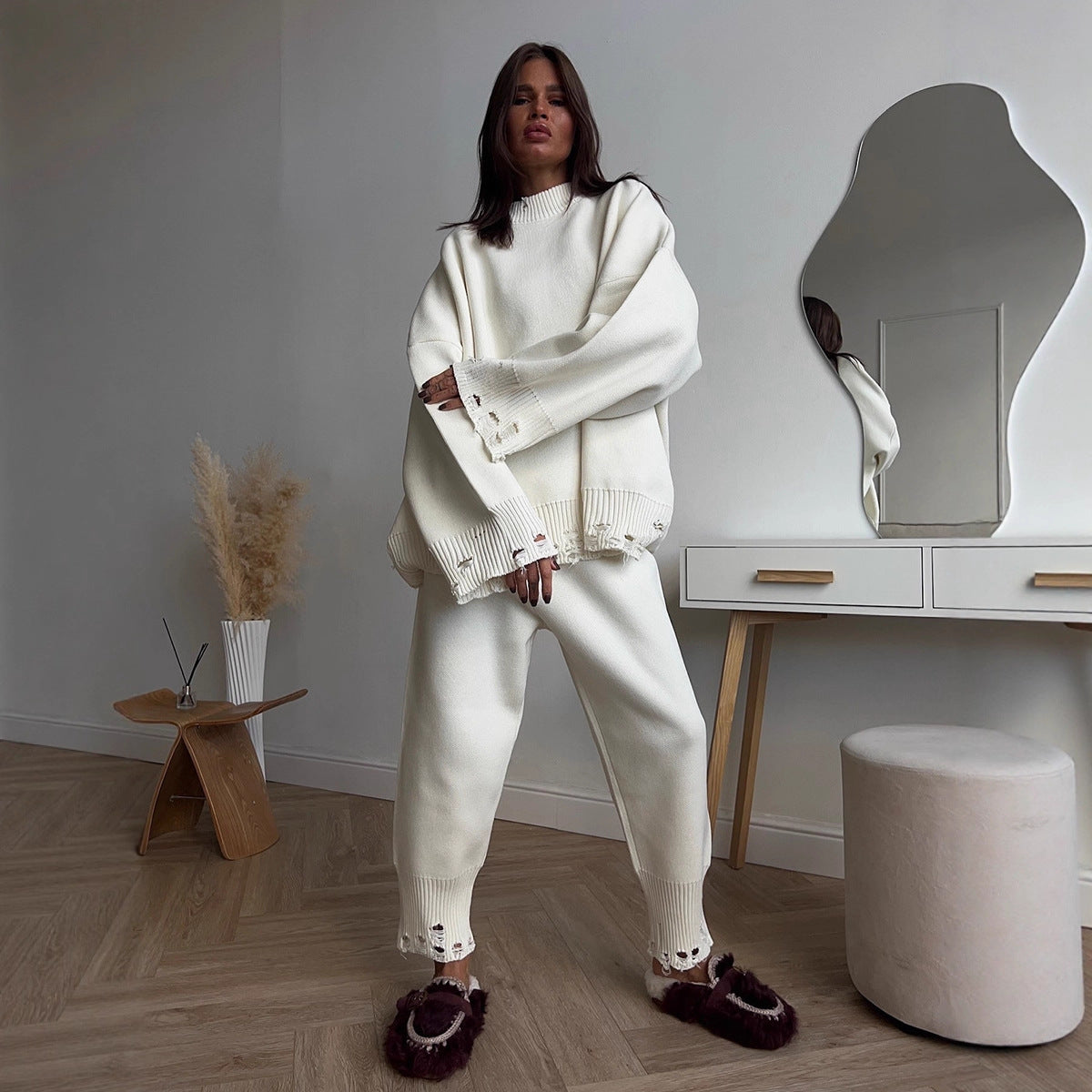 Ripped Female Knitted Ankle Tight Round Suits