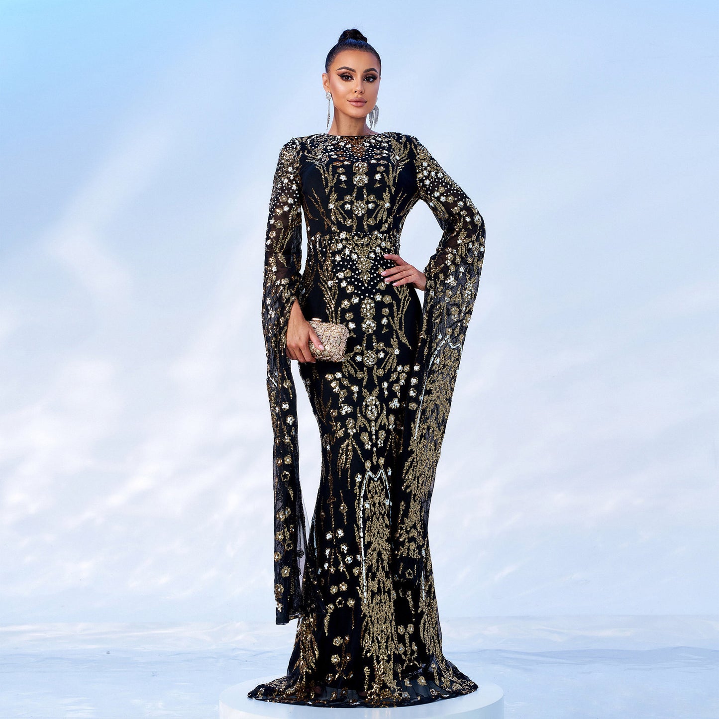 Long Sleeve Temperament Crew Neck Sexy Slim Sequined Party Dresses