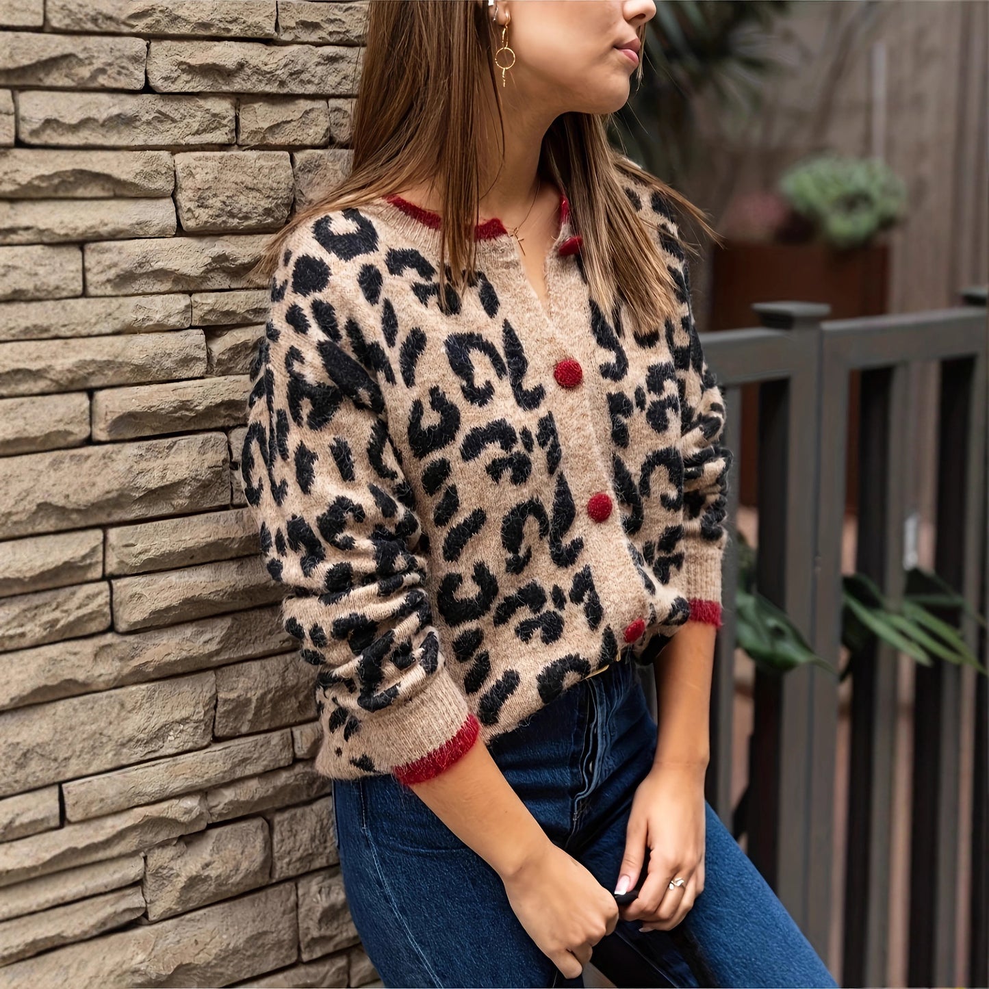 Women's Fashion Wear Versatile Contrast Color Leopard Print Long Sleeve Sweaters
