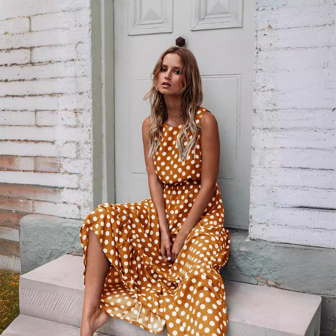Fashion Sweet Polka Dot Round Neck Sleeveless Medium Length Dress