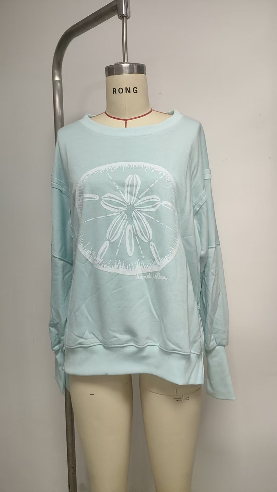 Women's Printed Cool Round Neck Long Sleeve Sweaters