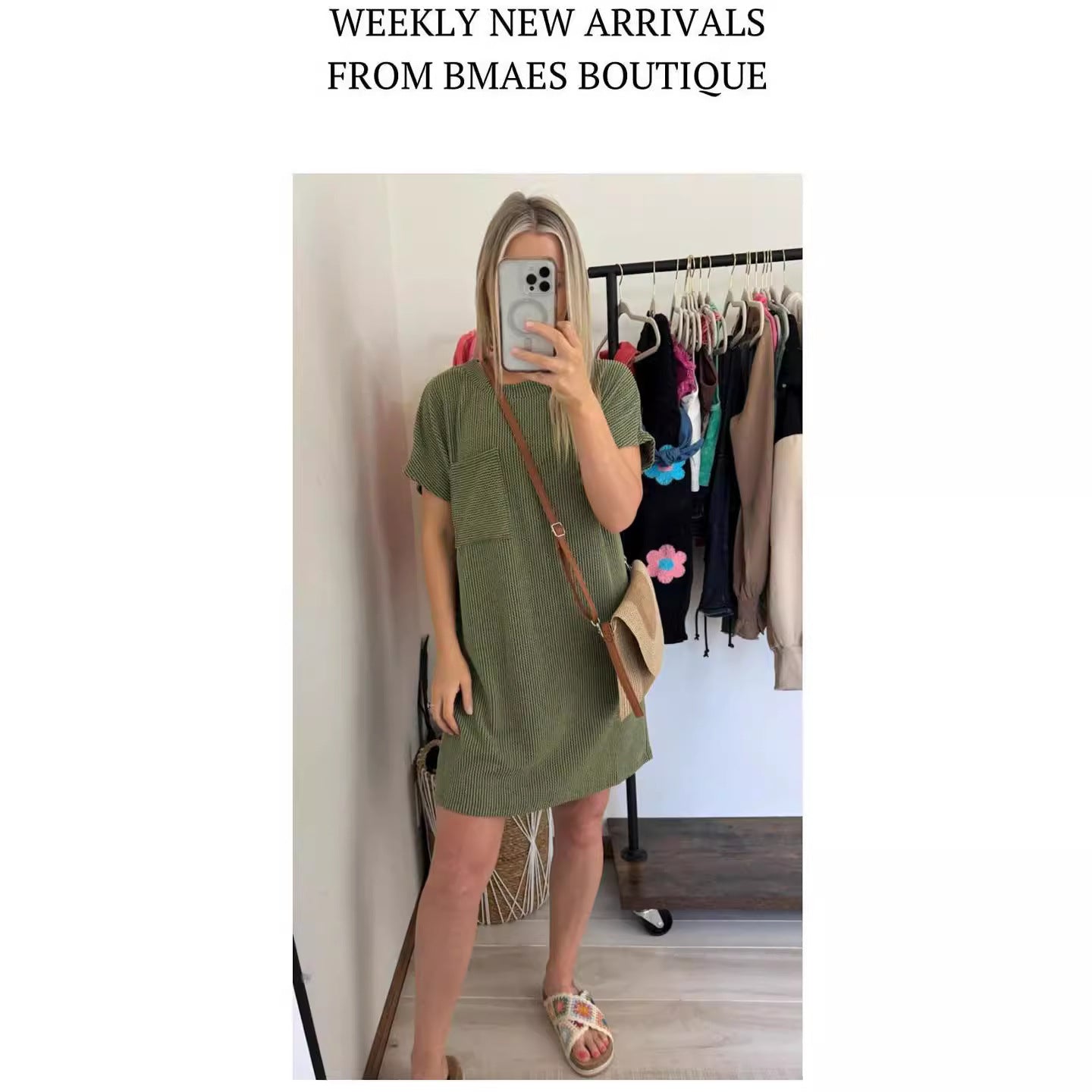Women's Summer Casual Contrast Color Wave Striped Shorts