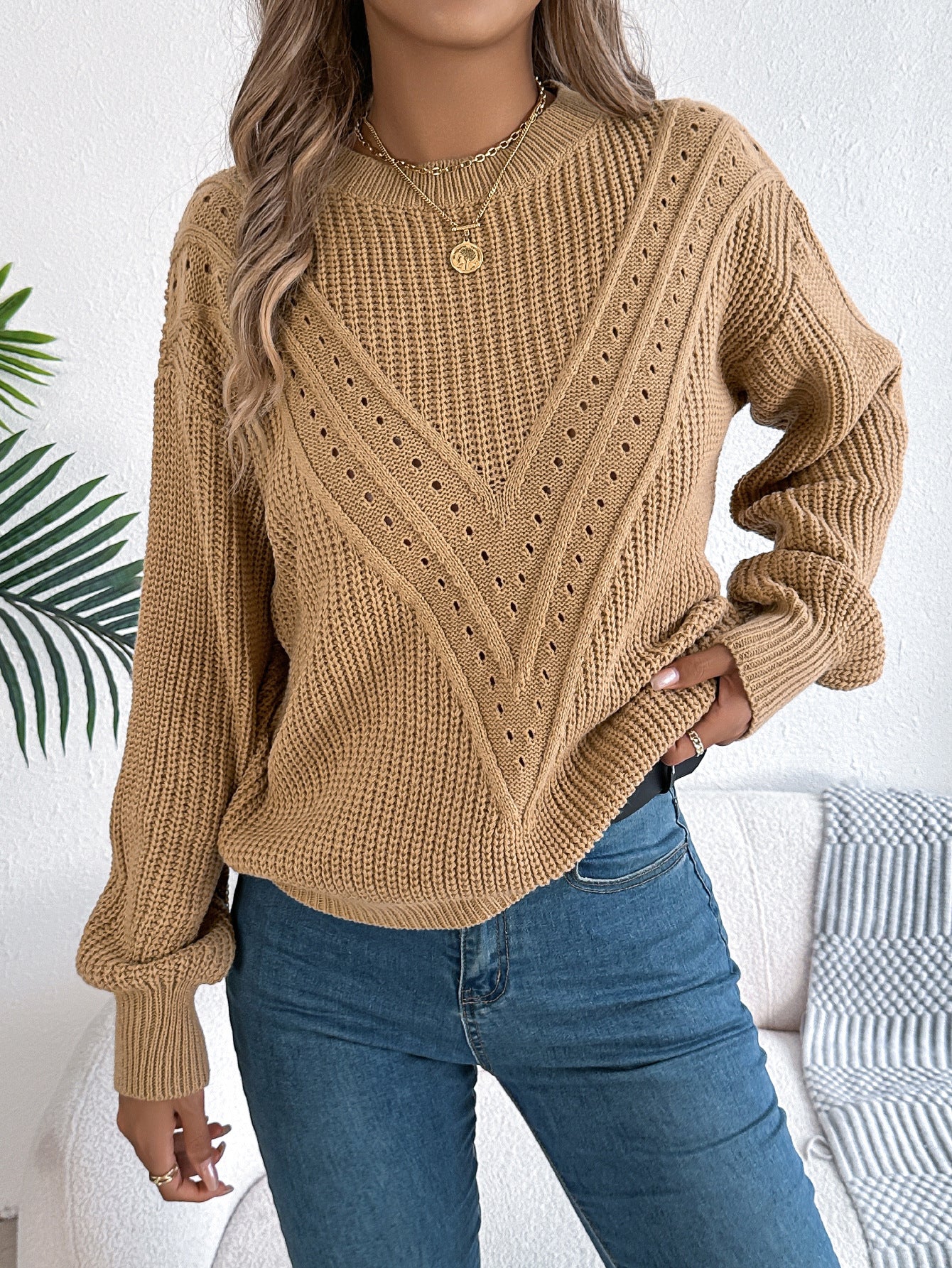 Women's Clearance Casual Solid Color V-shaped Lantern Sleeve Sweater