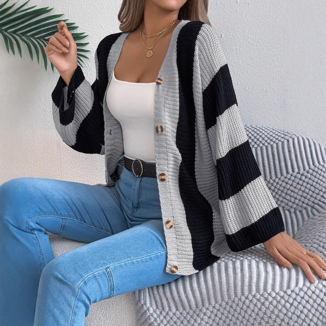Women's Contrast Color Striped Flared Sleeve Mid-length Clothing