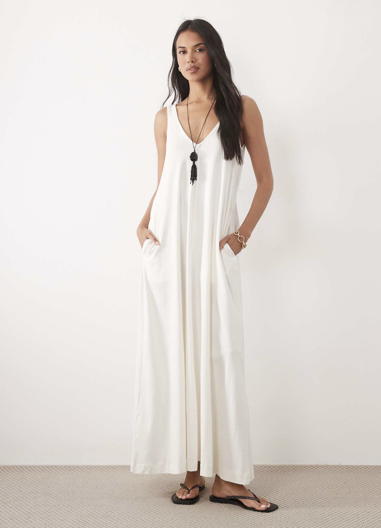 Women's Solid Color Sleeveless Long Jumper Loose Idle Style Dress