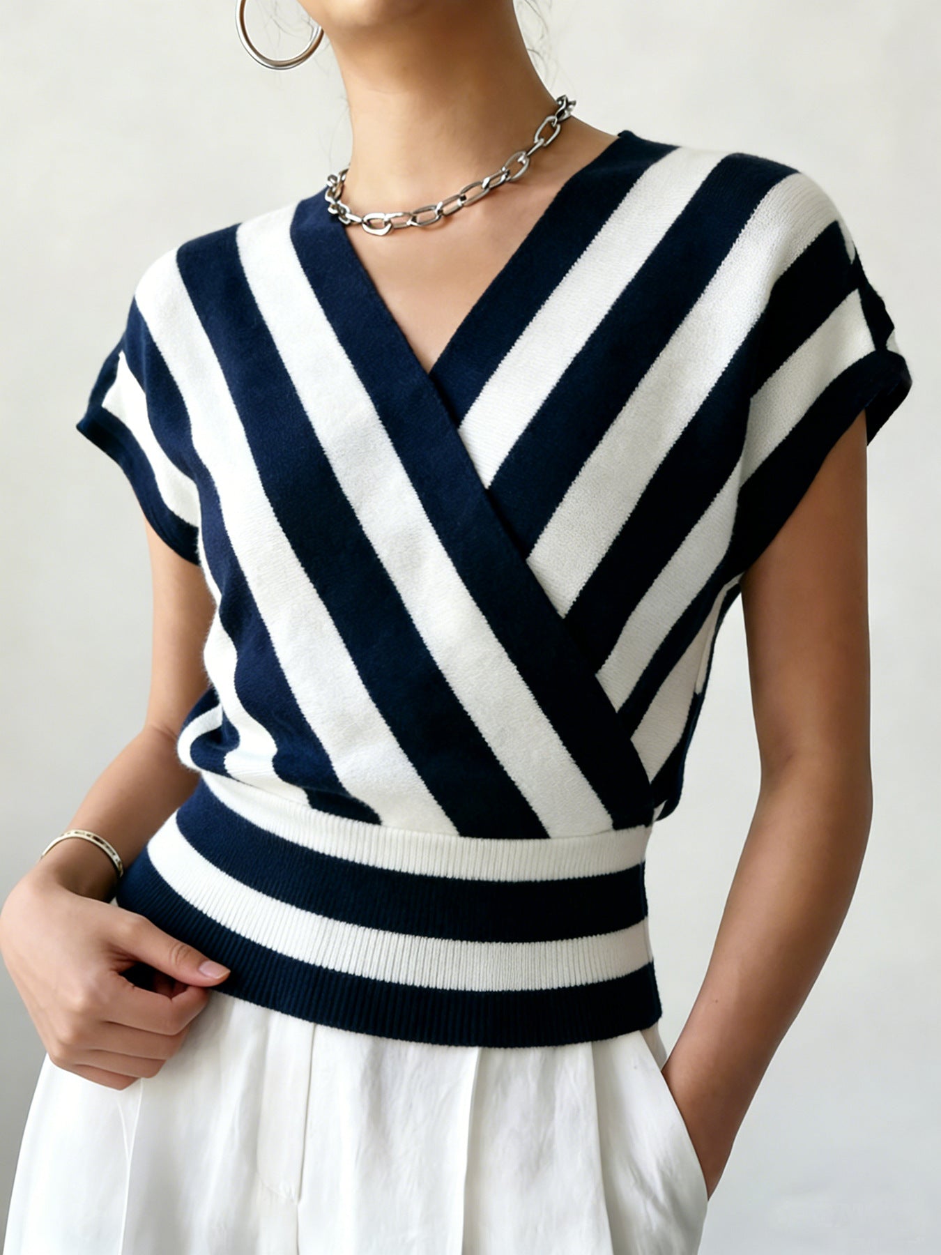 Women's Striped Cross Collar Waist Design Daily Sweaters