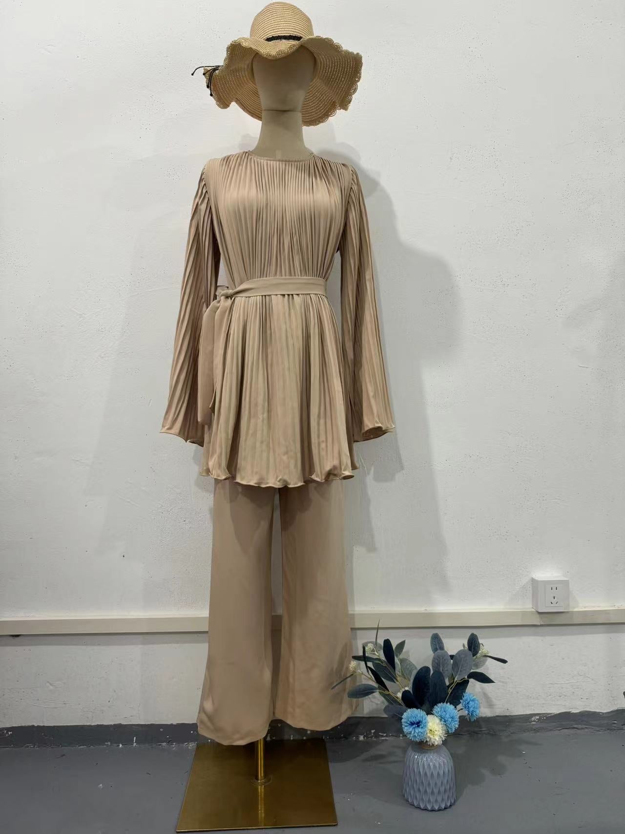Women's Spring Pleated Design Fashionable Temperament Baggy Pants