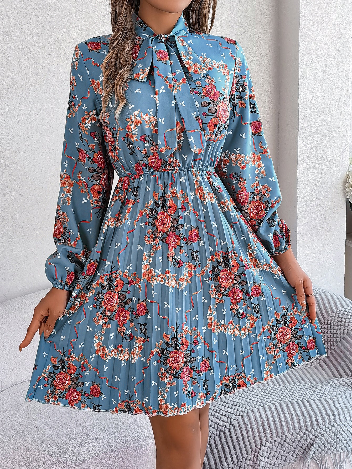 Women's Elegant Flowers Long Sleeves Pleated Clothing