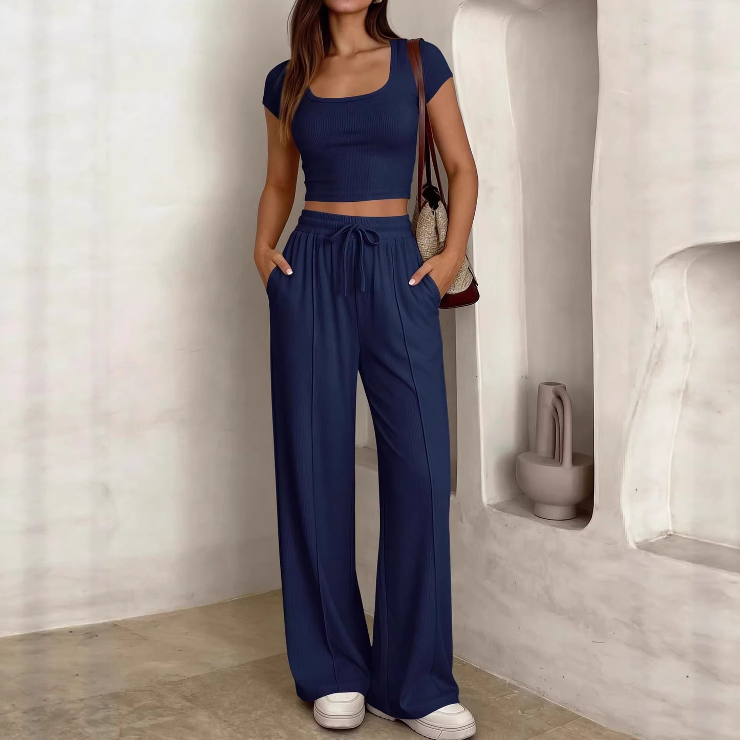 Women's Figure Flattering Two-piece Short-sleeved Trousers Commuter Suits