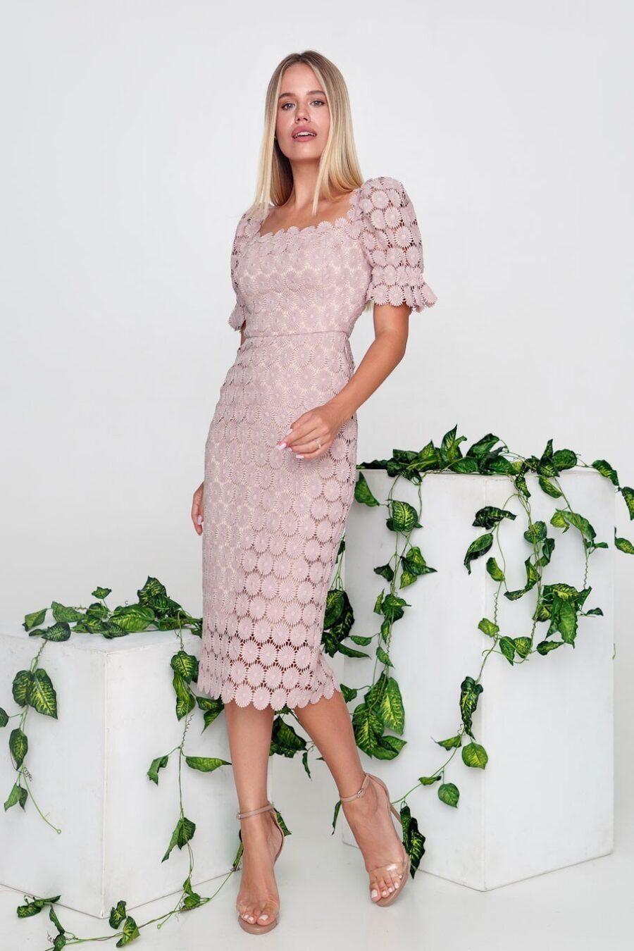 Lace Temperament Commuter Mid-length Dress Pink Dresses