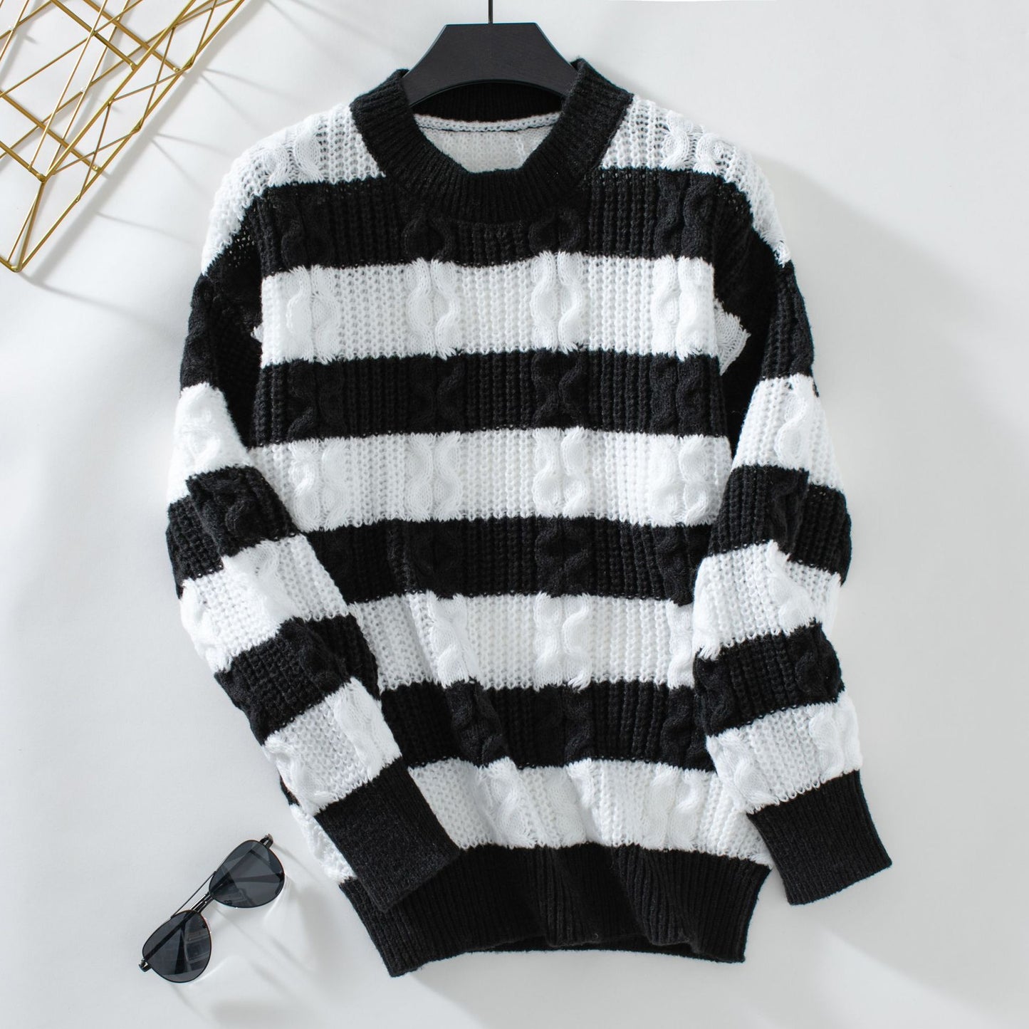 Women's Pullover Stripe Retro Loose Round Neck Sweater