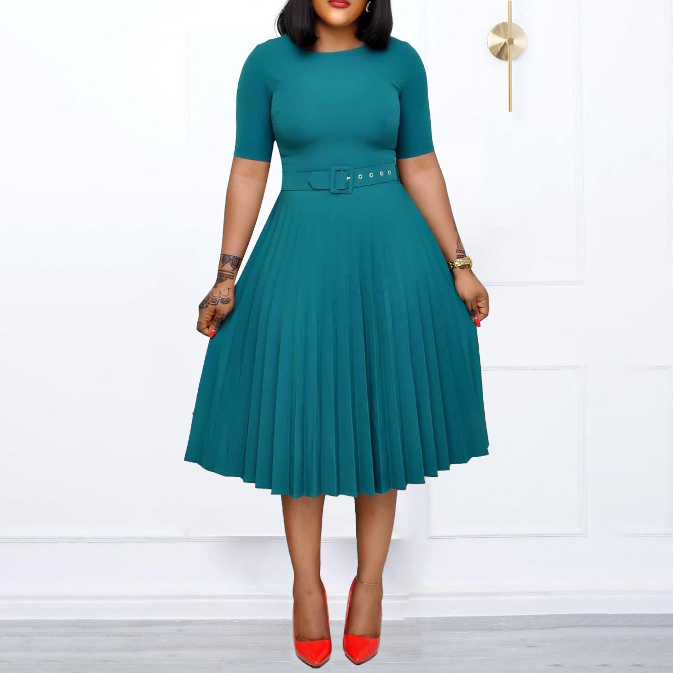 Women's Summer Sleeve Round Neck Waist Trimming Solid Dress