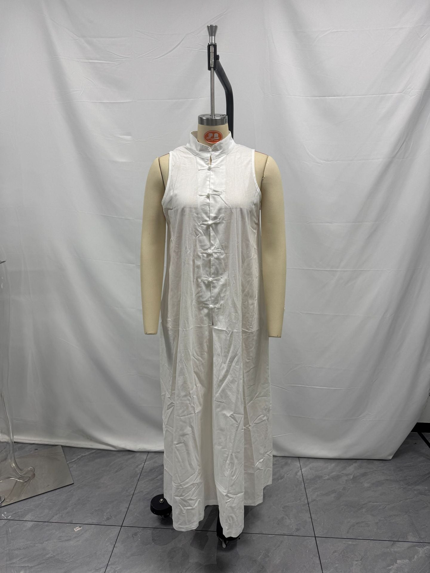 Women's Fashion Stand Collar Frog Buckle Loose Linen Cotton Dress