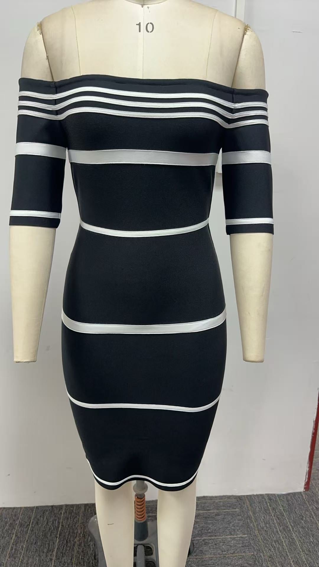 Women's Simple Elegant Dress Contrast Color Striped Dresses