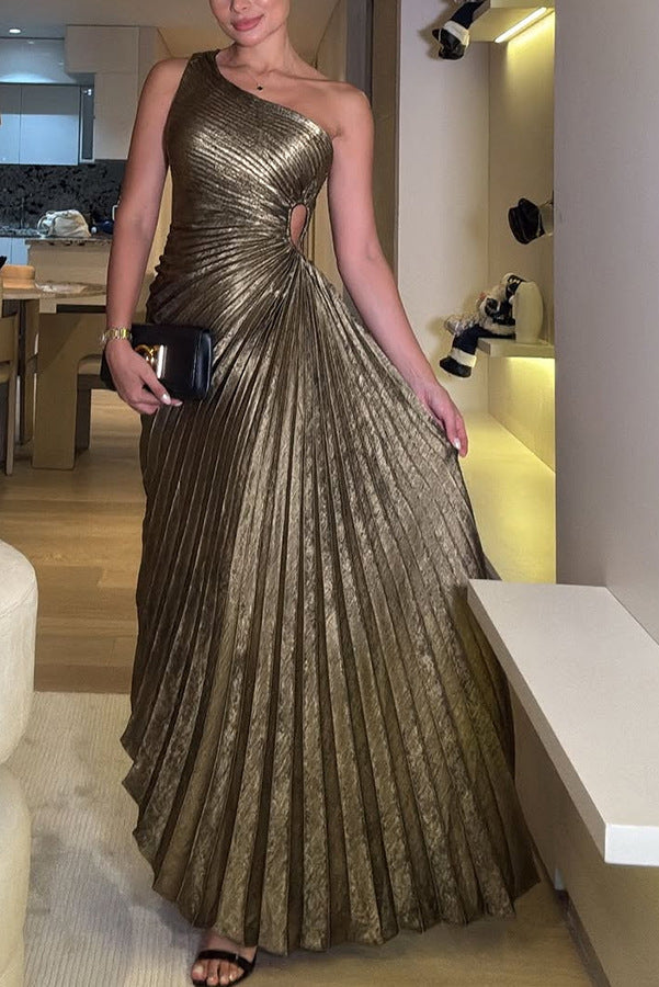 Women's Sexy Pleated Sloping Shoulder Dress Sleeveless Dresses