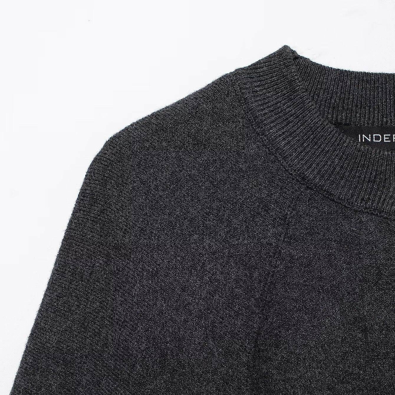 Women's Design Round Neck Long Sleeve Knitted Jackets