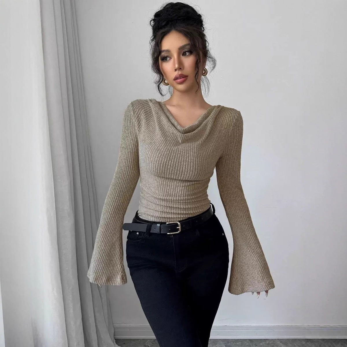 Women's Ribbing Bottoming Slim Knit Long-sleeved Commuter Women's Sweater