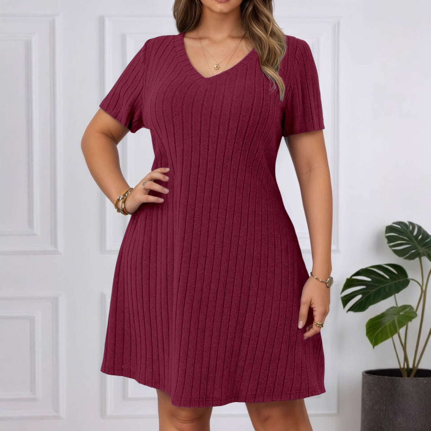 Women's Solid Color Sunken Stripe Sleeve Pullover Dress