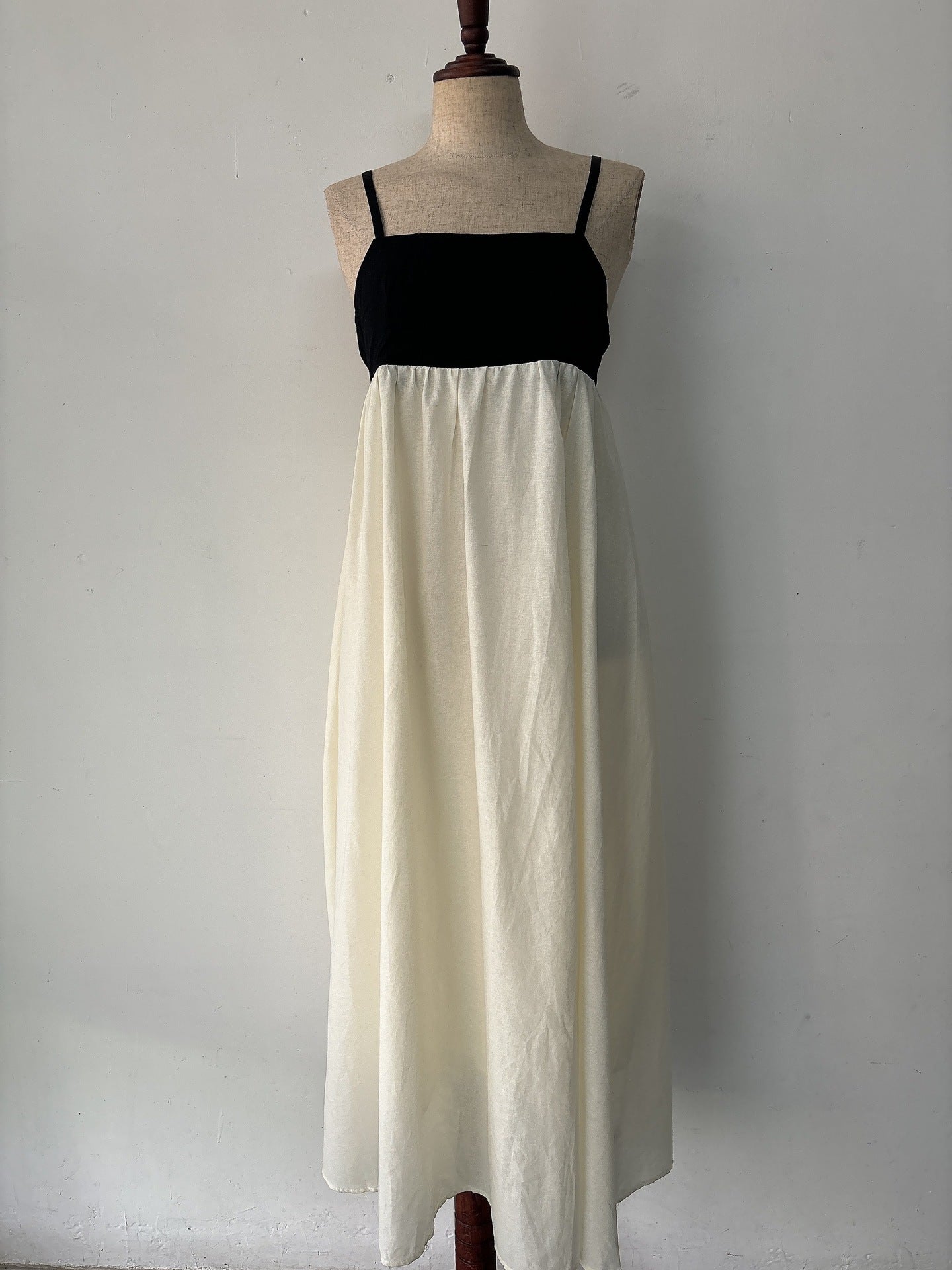 Stylish Elegant Contrast Color Sexy Backless Dress
