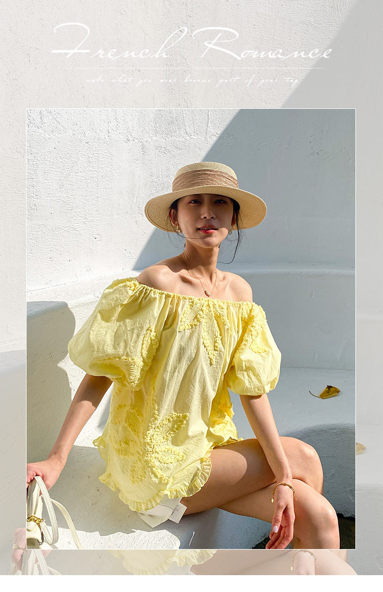 Women's Vacation Style Bubble Sleeve French Small Blouses