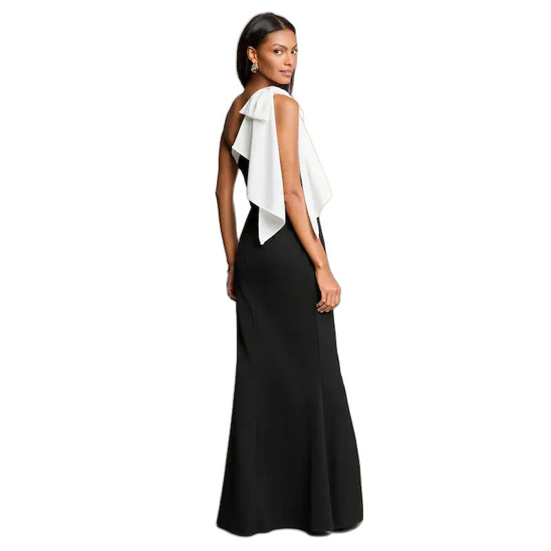 Women's Sexy Strapless Sloping Shoulder Fashion Sheath Solid Dress