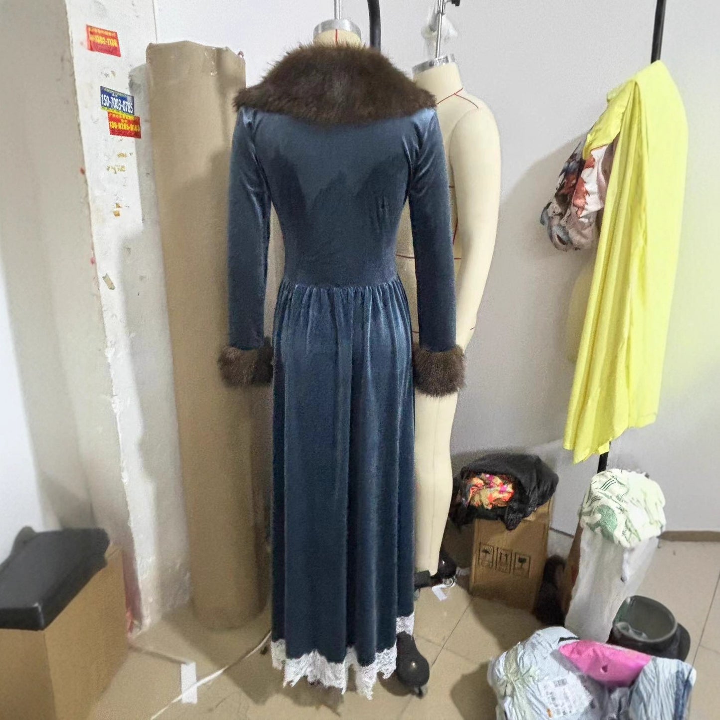 Women's Long Sleeve Fur Collar Lace Dress Dresses