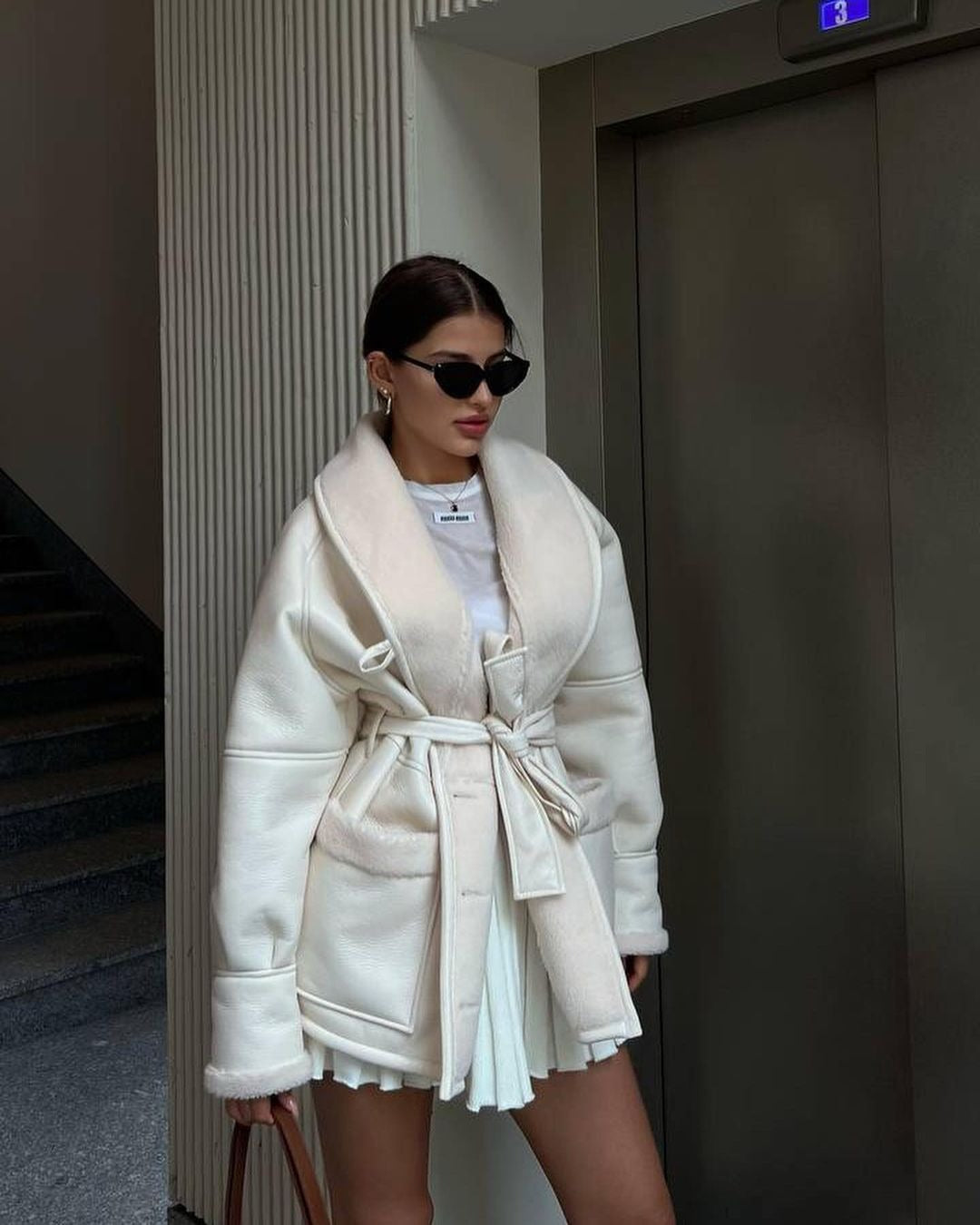 Women's Fashionable Elegant Fur Integrated Korean Style Long Jackets