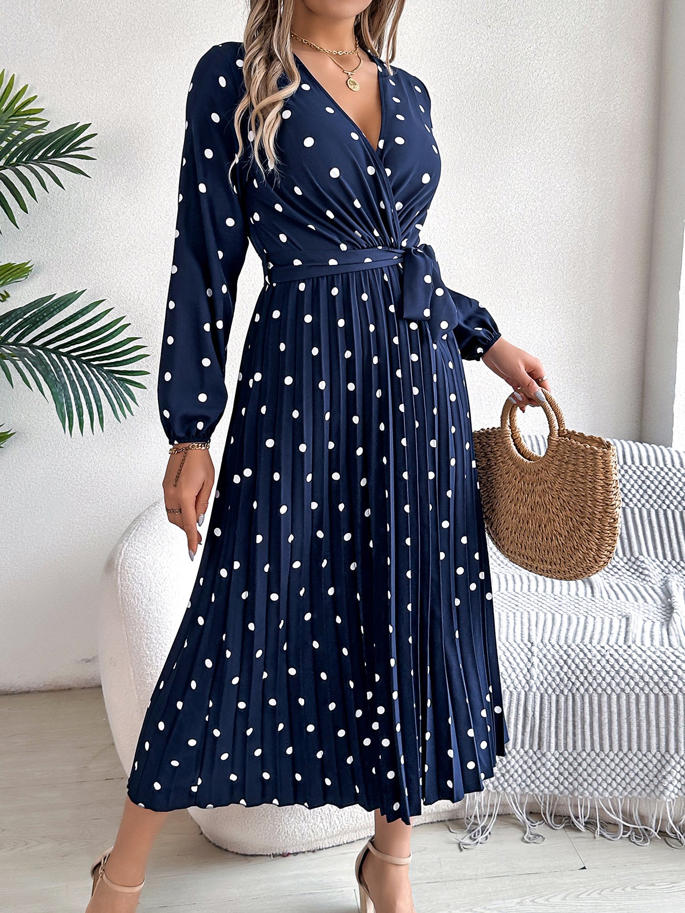 Women's Elegant Contrast Color Polka Dot Cross Pleated Dress