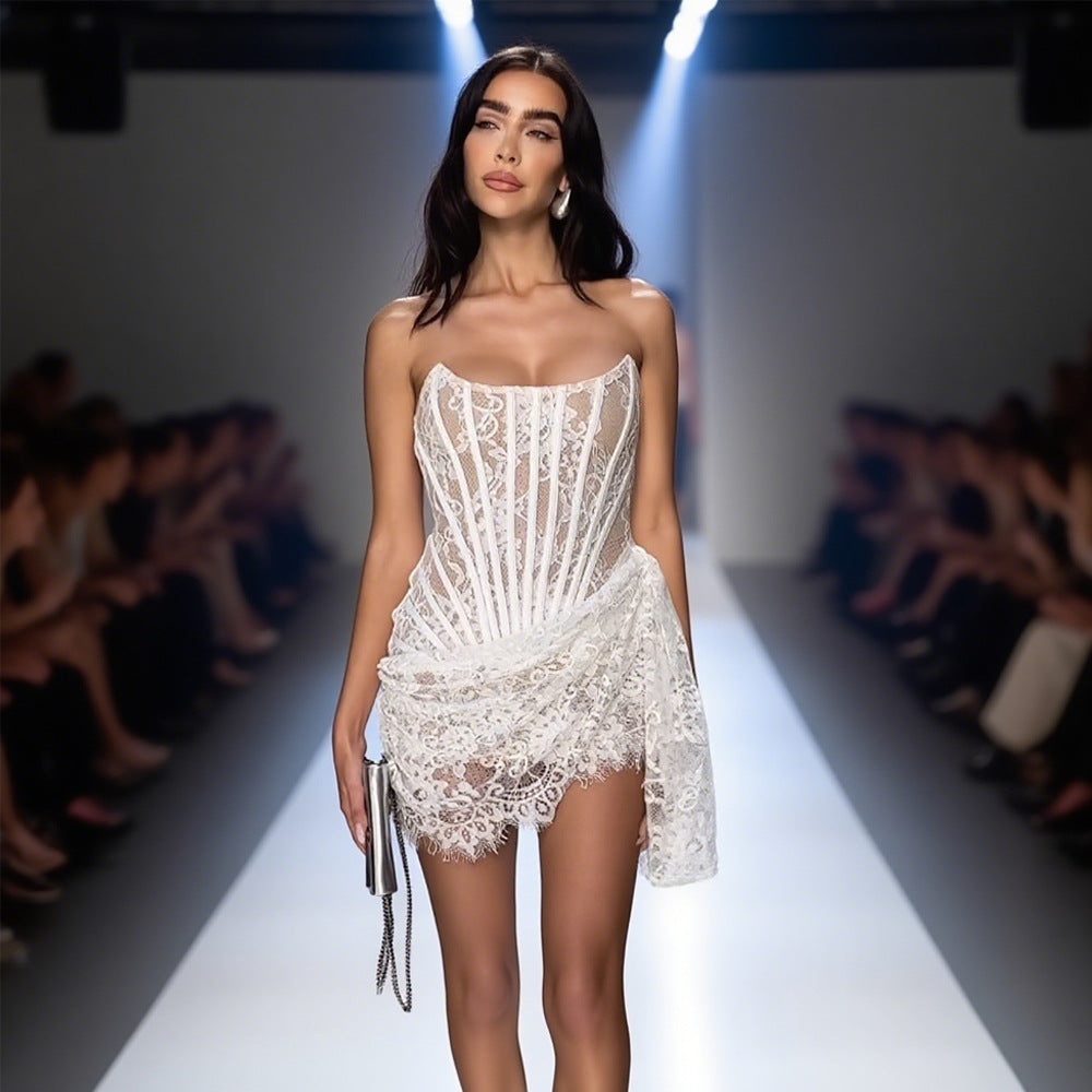 Women's Sexy Lace Irregular Tube Fishbone Waist Dresses