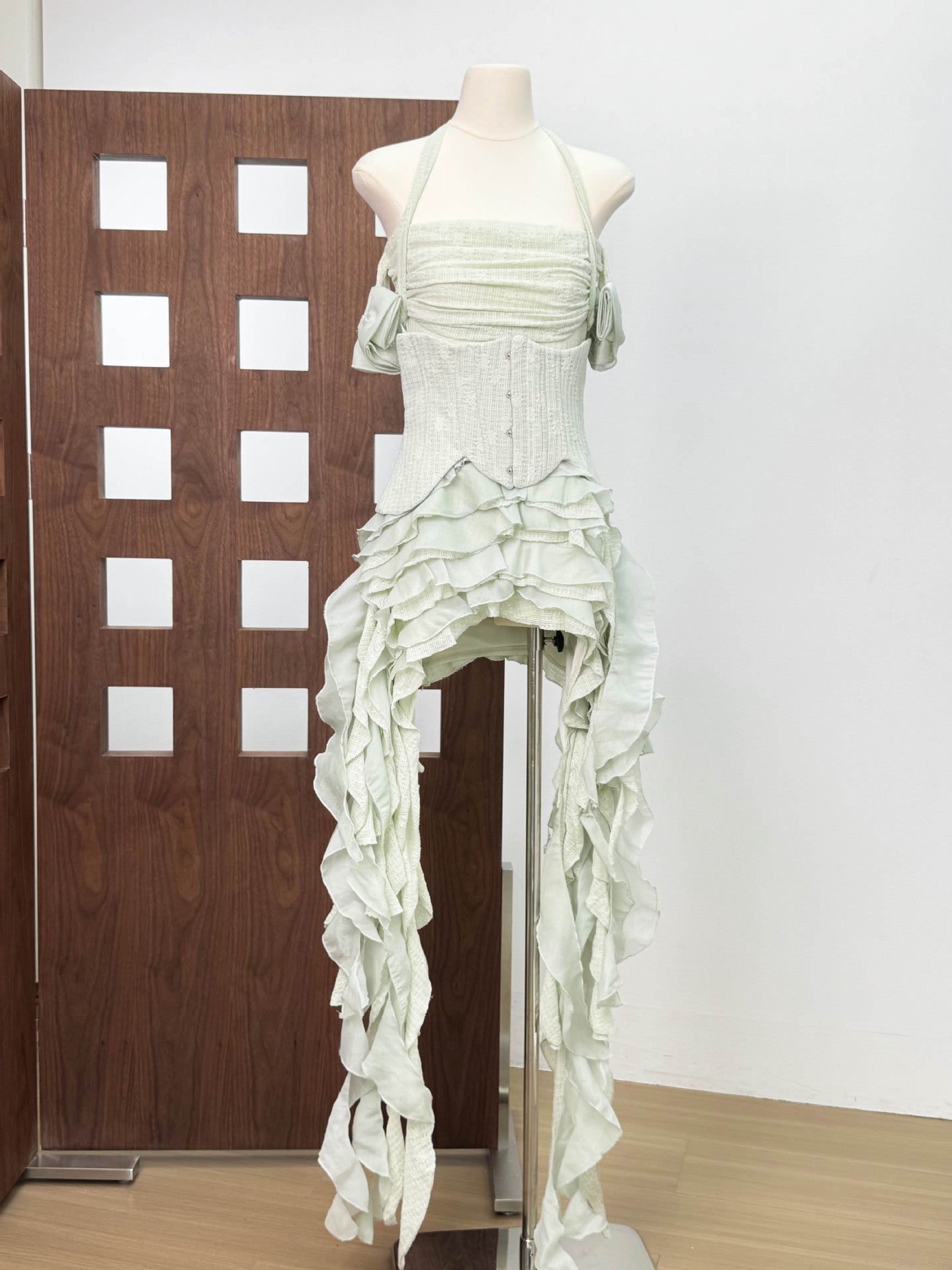 Light Luxury High-grade Irregular Tassel Solid Color Backless Dress